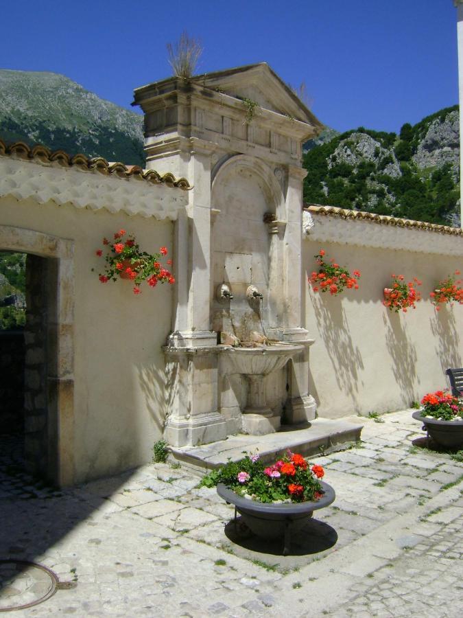 Casa Stefania Villa Barrea Buitenkant foto